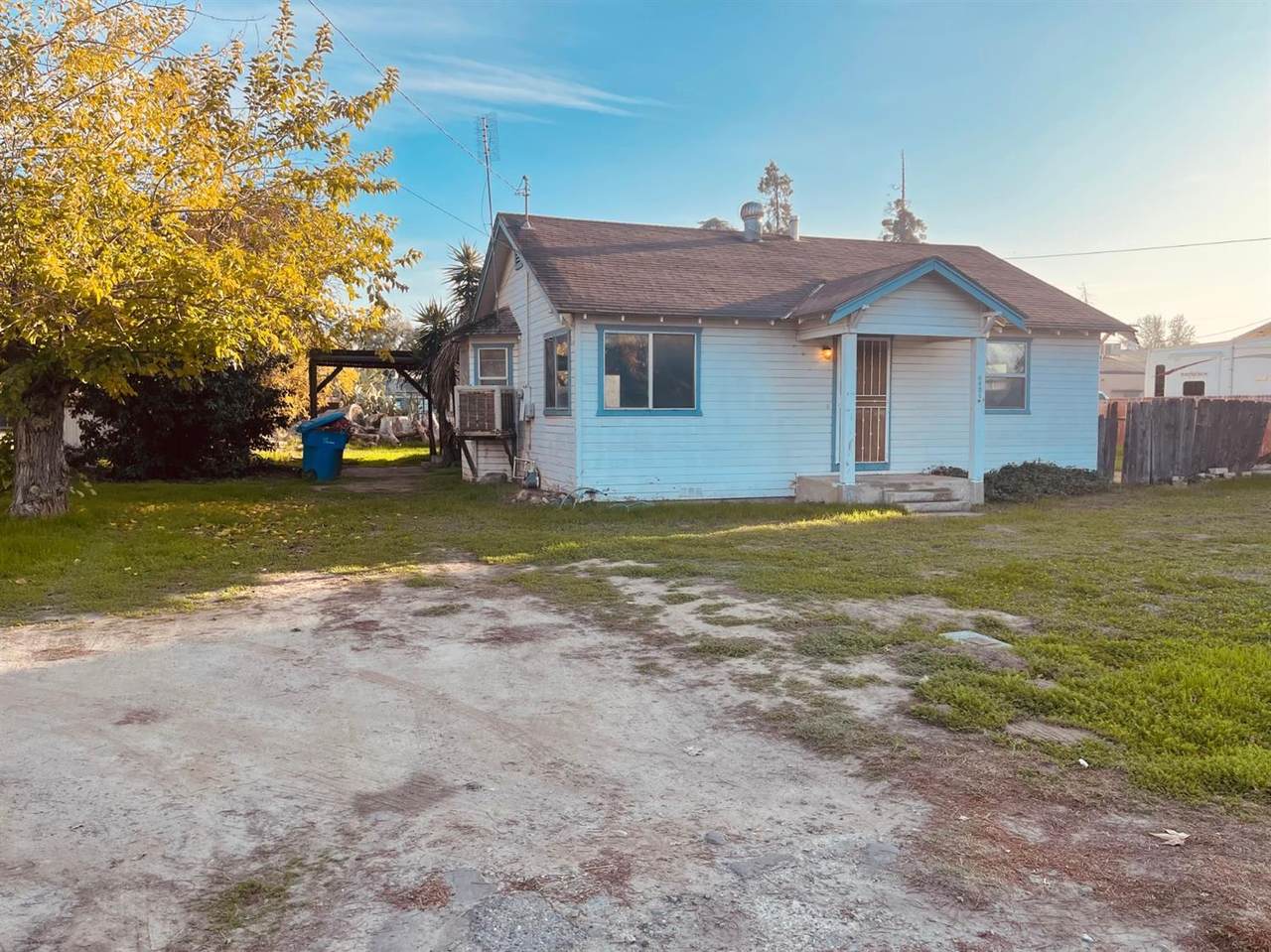 6431 Murphy Avenue - Photo 1