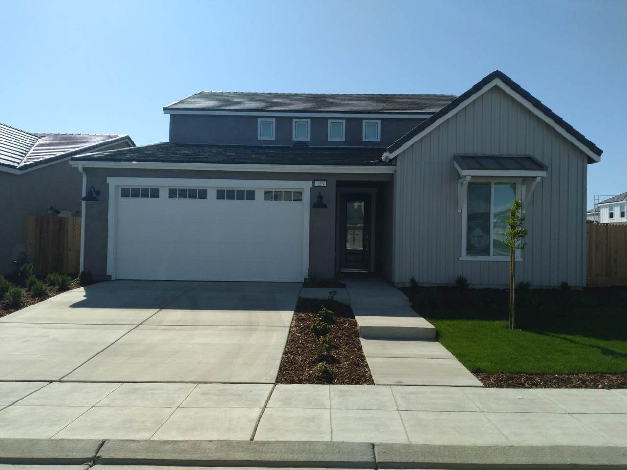 126 Mesa Drive - Photo 1