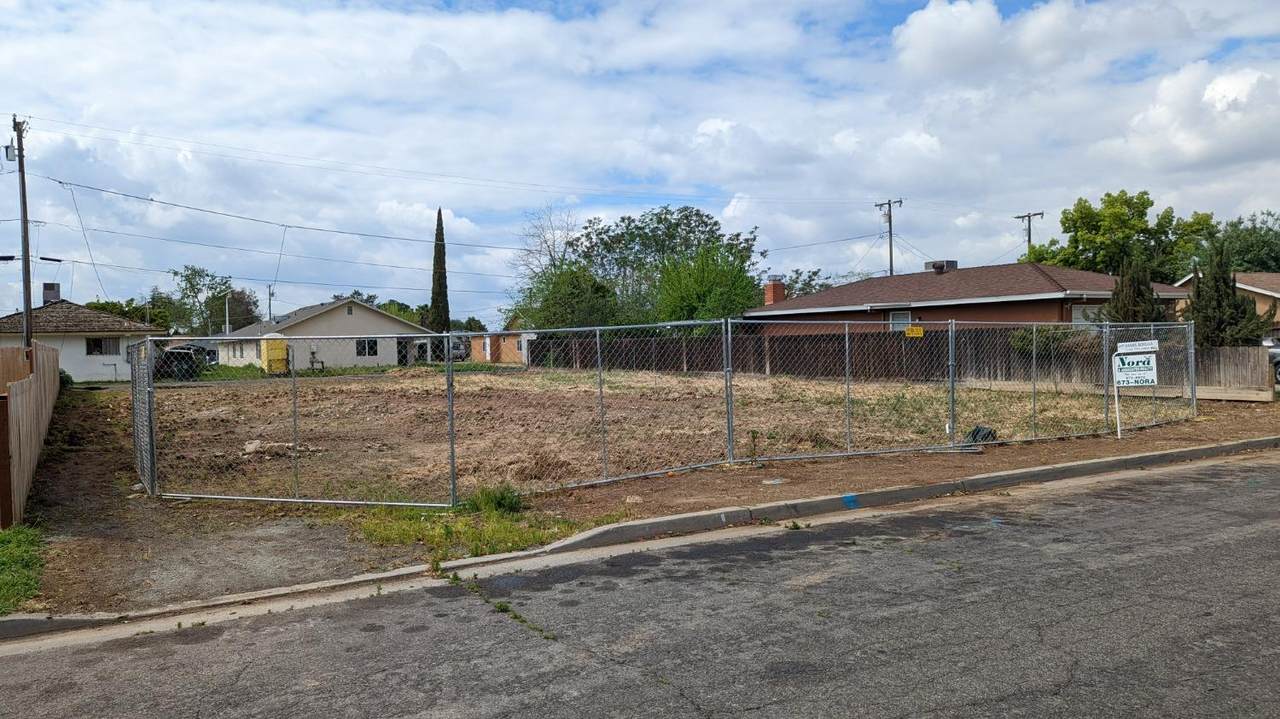 1114 Sierra Street - Photo 1