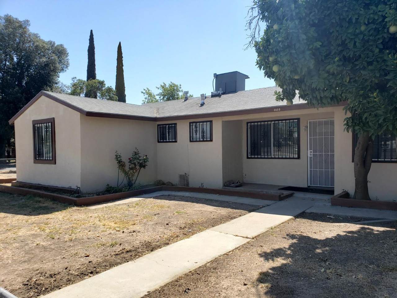 4409 Fresno Street - Photo 1