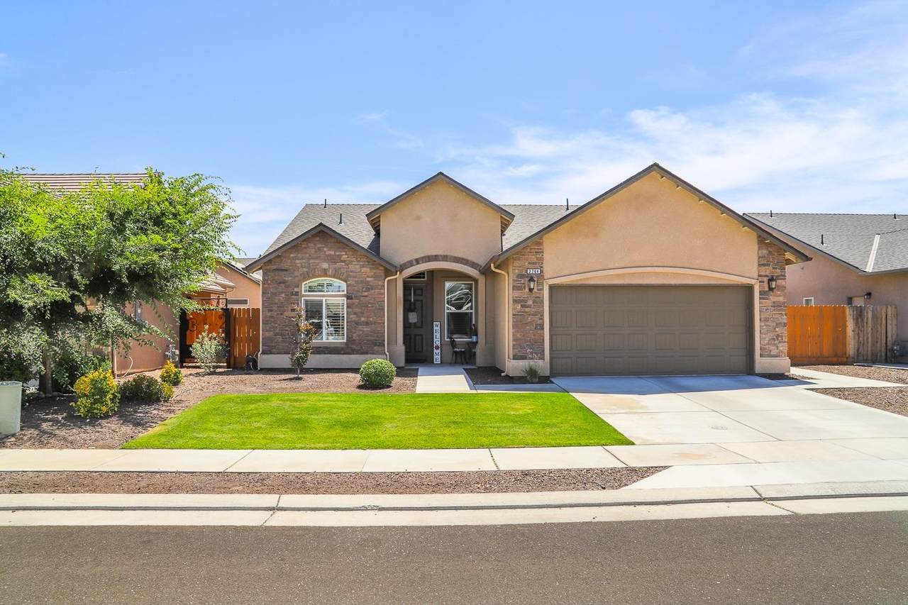 2764 8th Avenue Drive - Photo 1