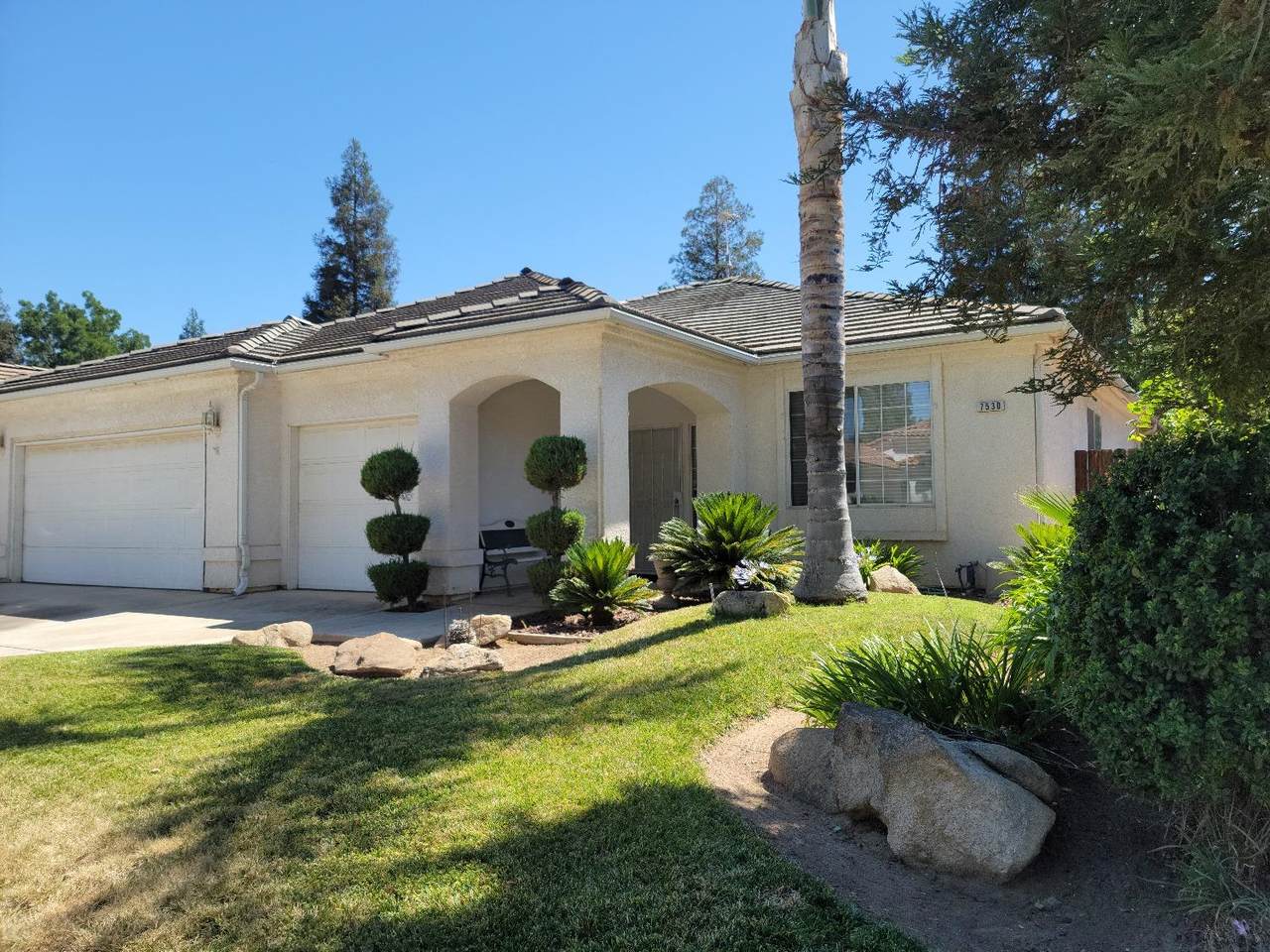 7530 Carnegie Avenue - Photo 1