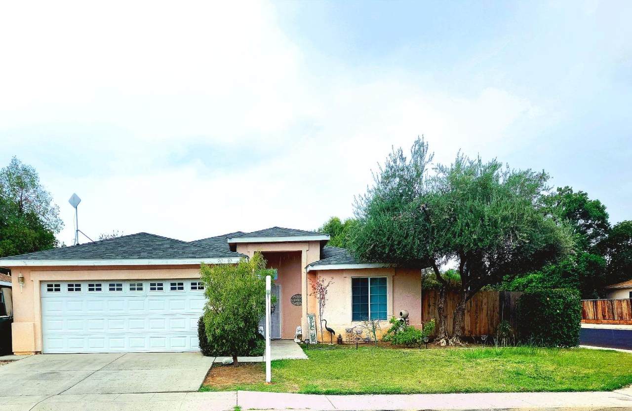 2212 Golden Avenue - Photo 1