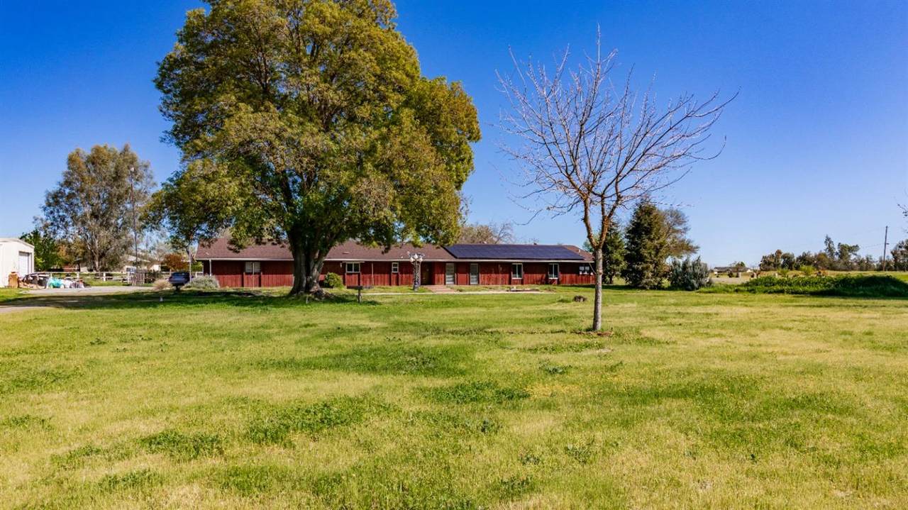 16993 Jennifer Court - Photo 1