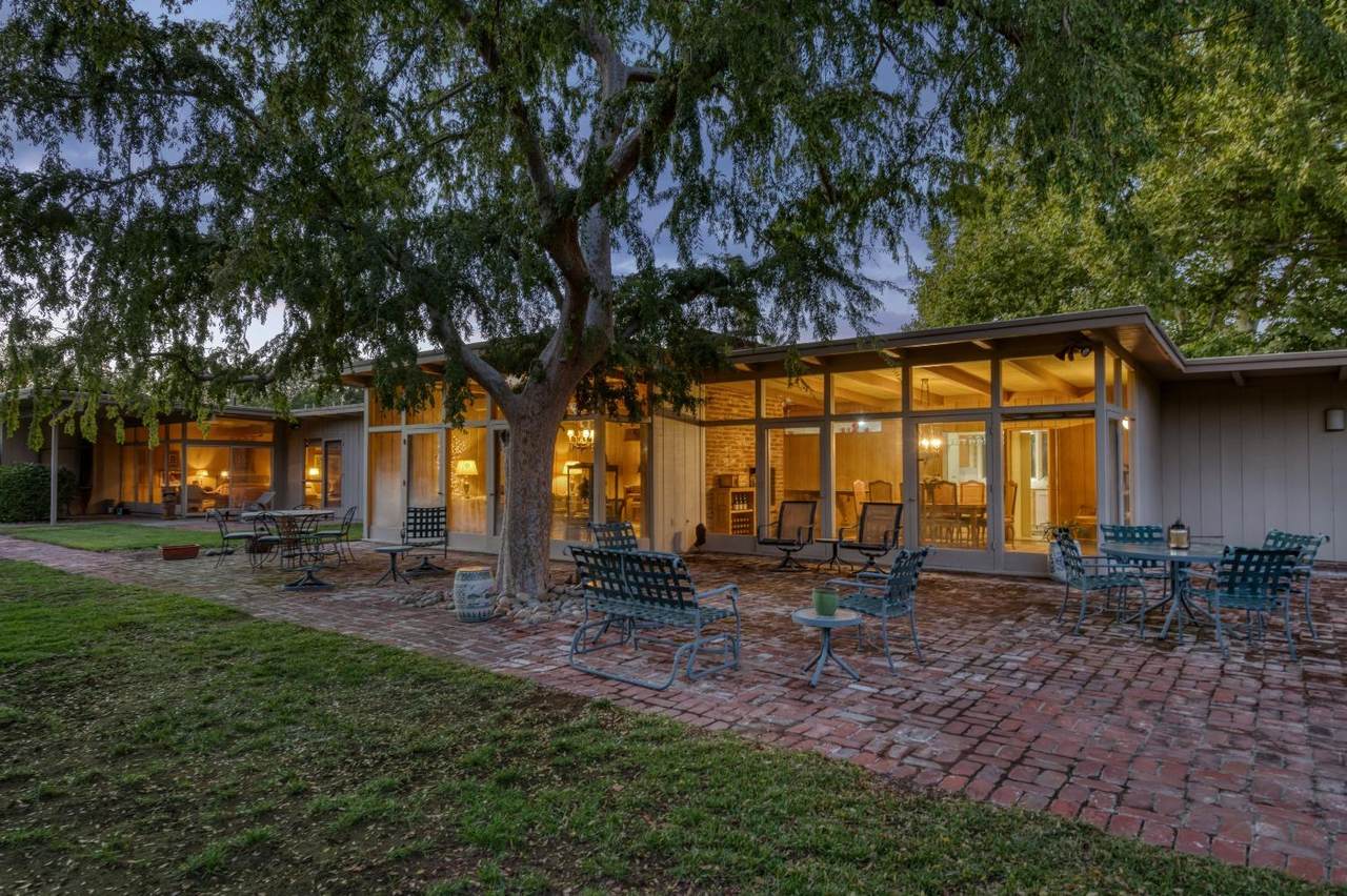 5646 Park Circle Drive - Photo 1