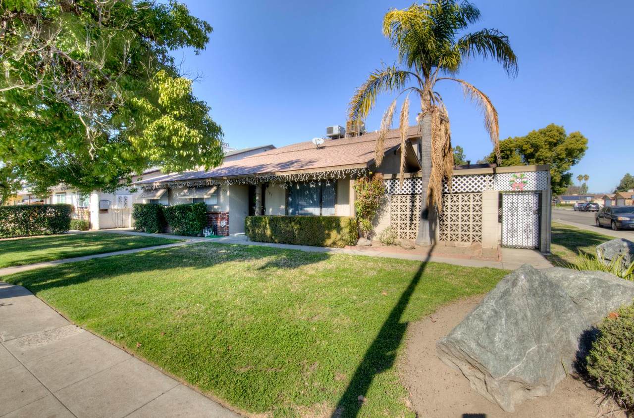 605 Ashlan Avenue - Photo 1