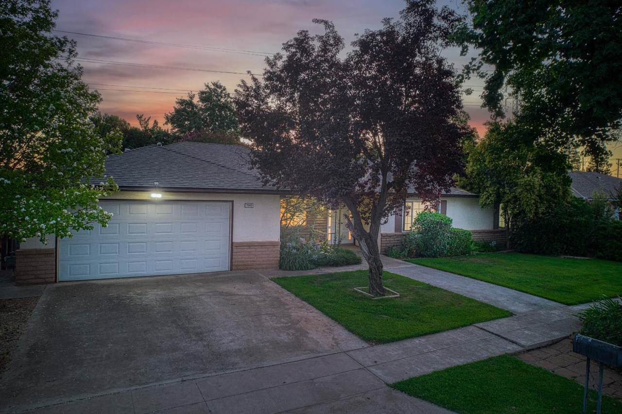 7343 4Th Street - Photo 1