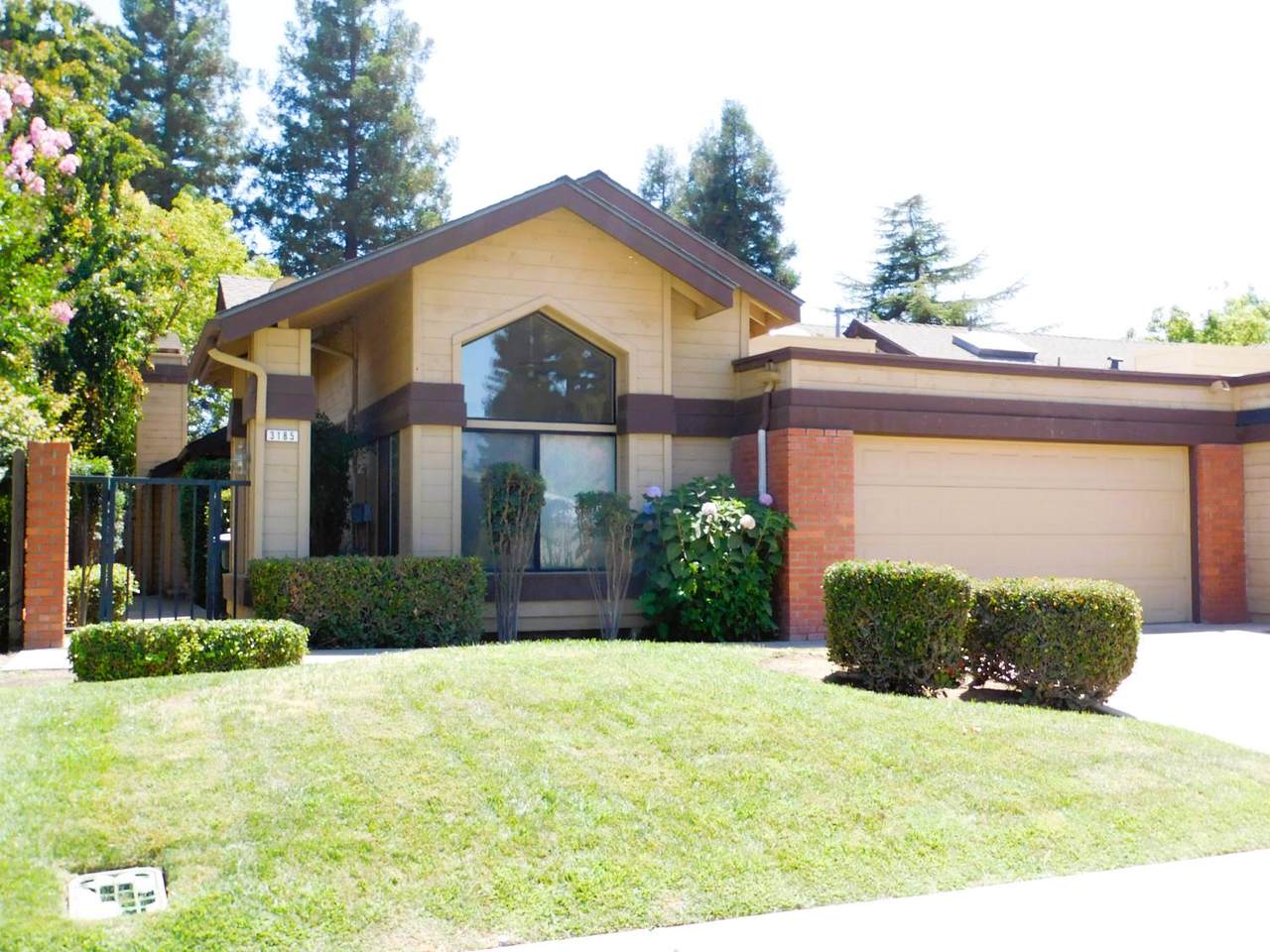 3185 Spruce Avenue - Photo 1