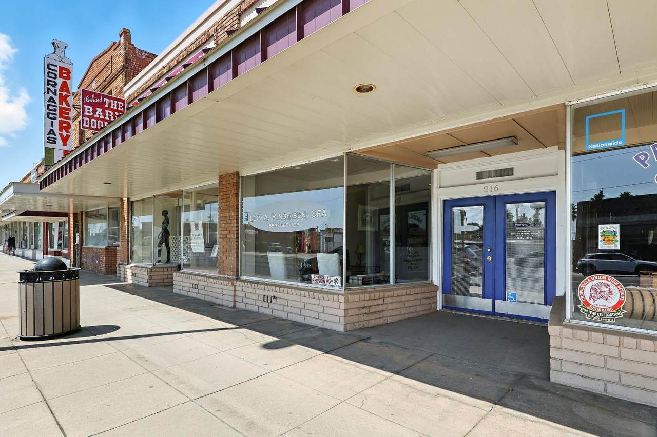 216 Robertson Boulevard - Photo 1