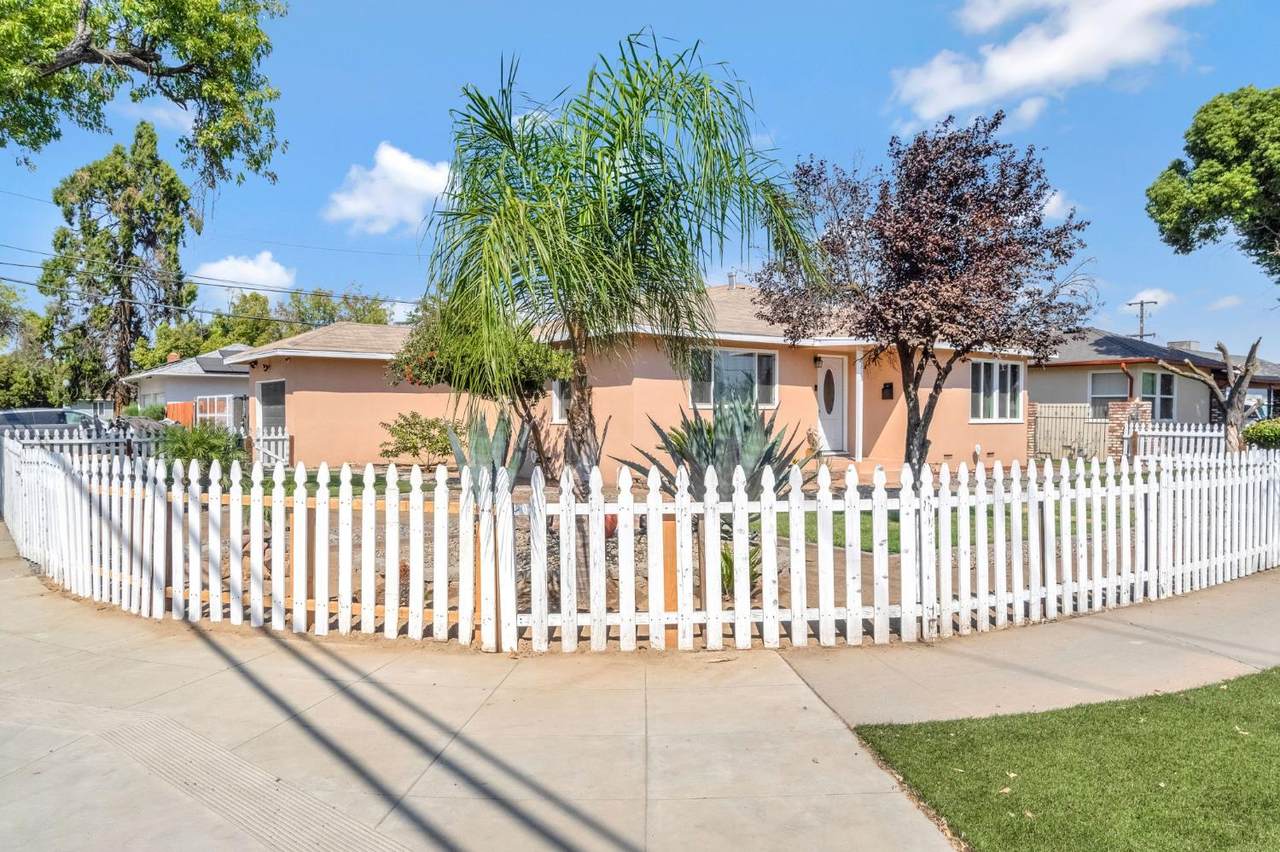 https://bt-photos.global.ssl.fastly.net/fresno/1280_boomver_2_637256-2.jpg