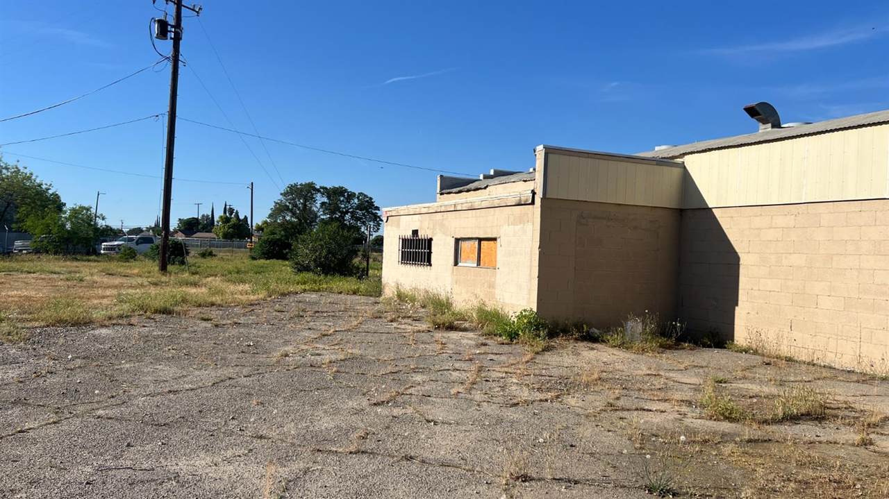 1332 Belmont Avenue - Photo 1