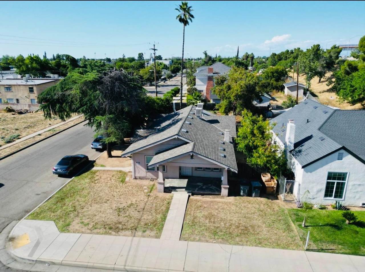 https://bt-photos.global.ssl.fastly.net/fresno/1280_boomver_2_648057-2.jpg