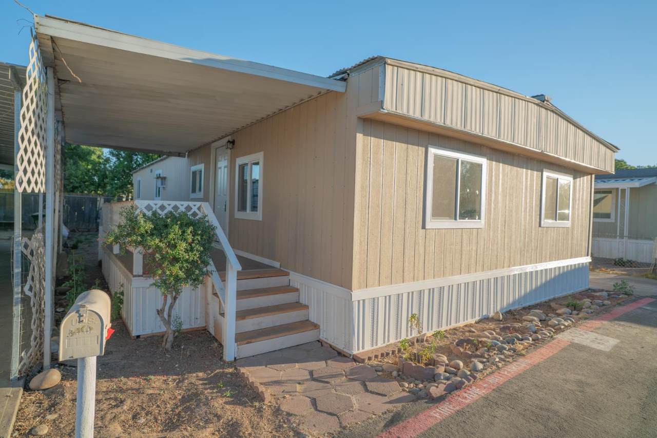 3465 Cortland Avenue - Photo 1