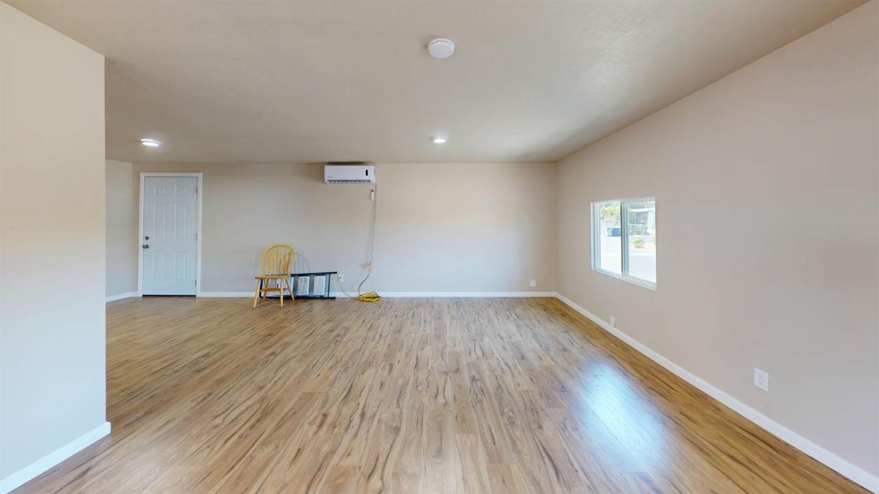 https://bt-photos.global.ssl.fastly.net/fresno/1280_boomver_2_652469-2.jpg