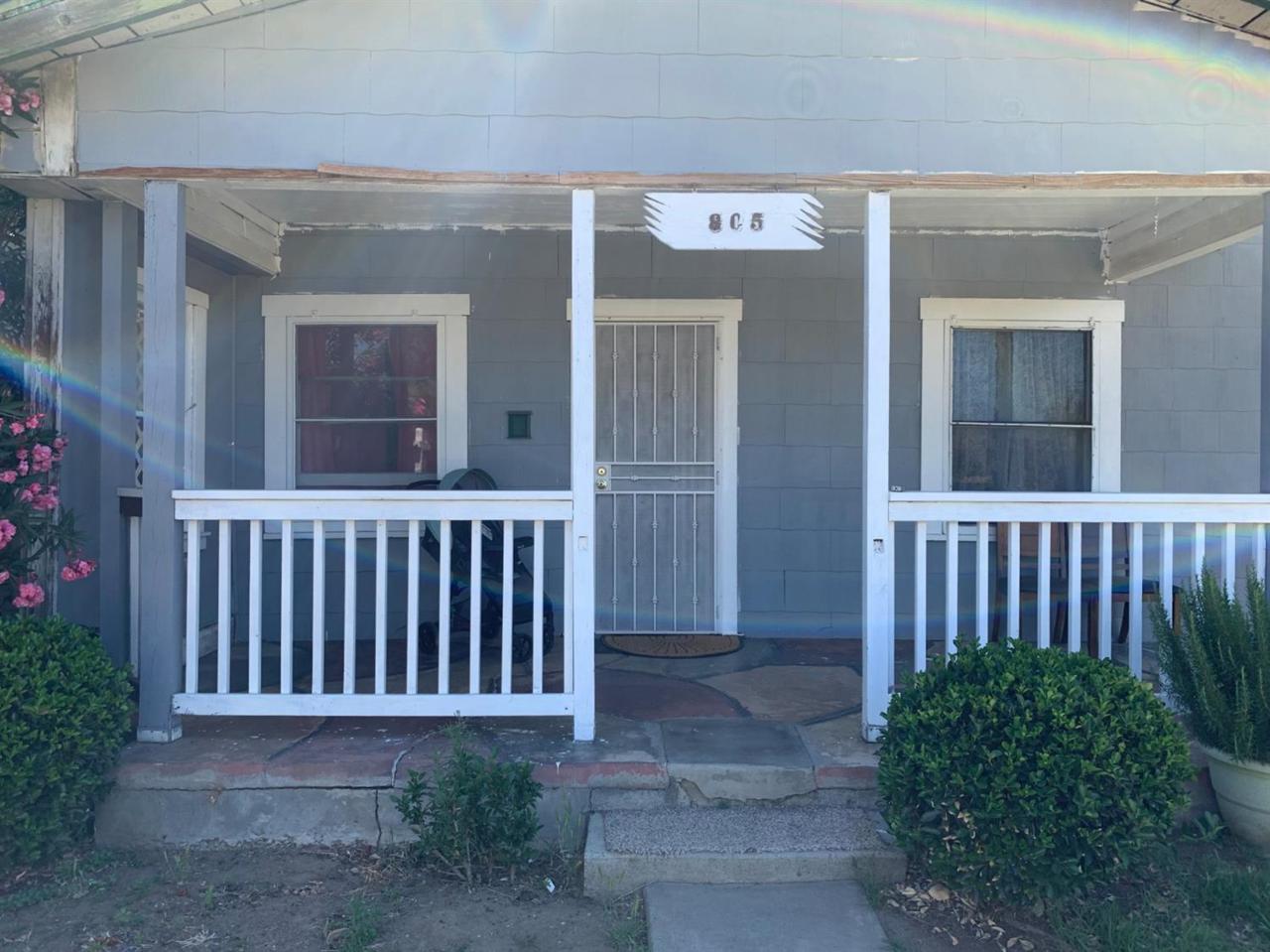 904 Daulton Ave - Photo 1