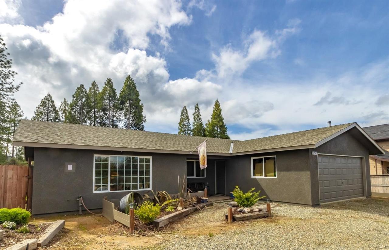 52842 Cedar Drive - Photo 1