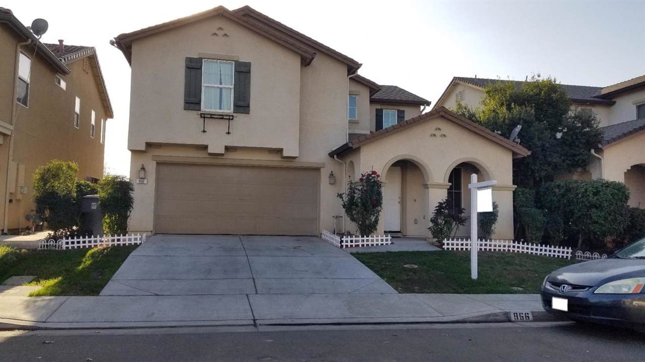 866 Papaya Street - Photo 1