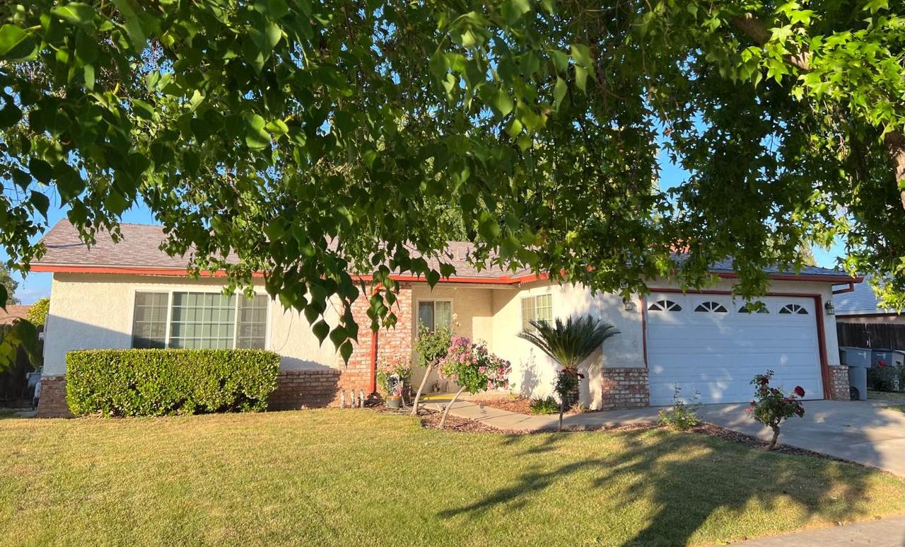 7310 Adoline Avenue - Photo 1