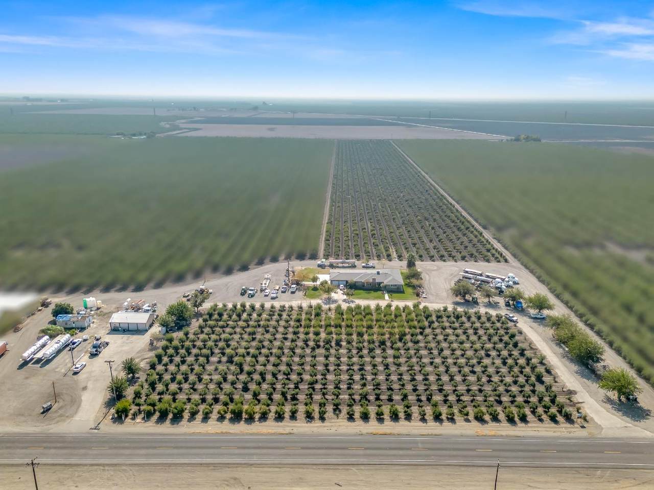 20445 Manning Avenue - Photo 1