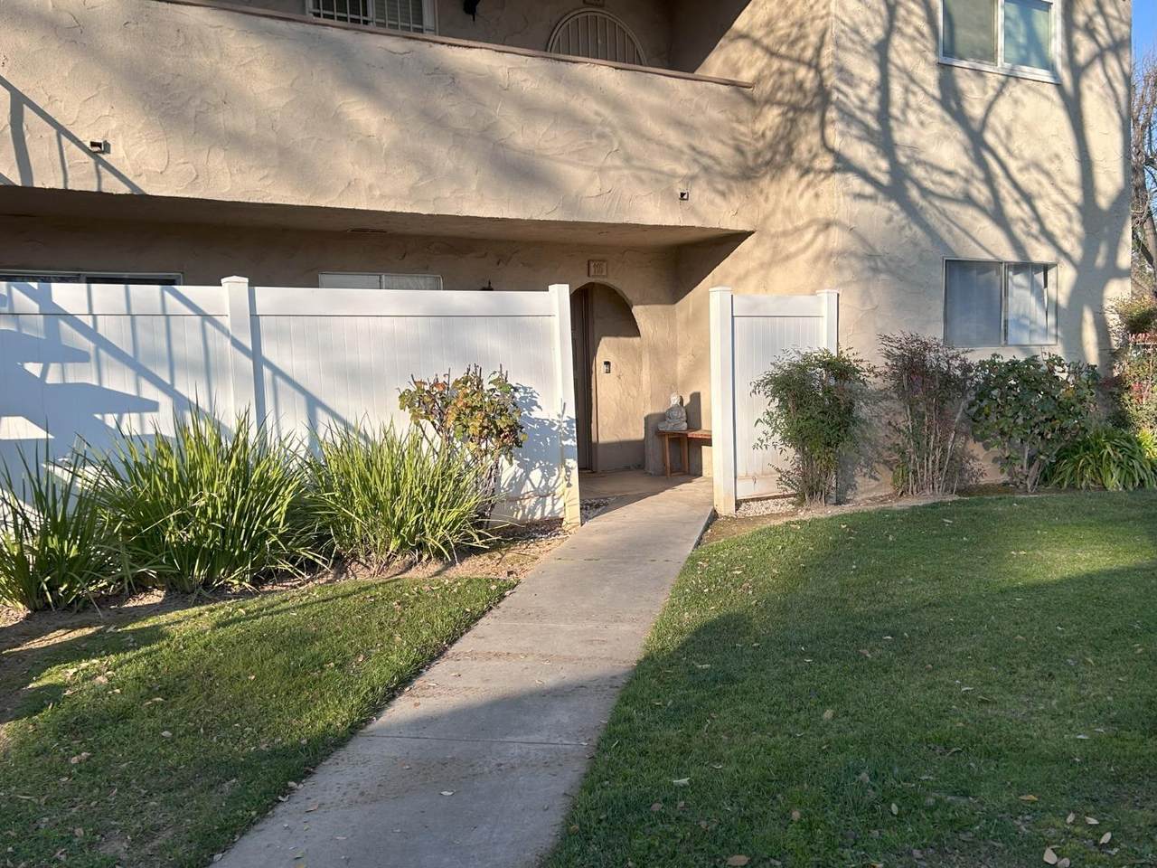 1250 Shaw Avenue - Photo 1