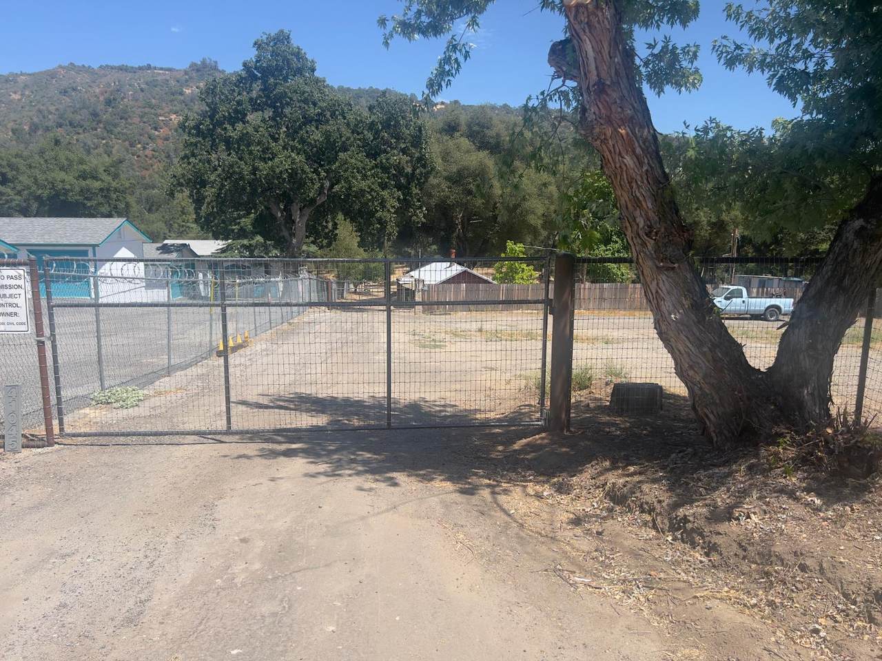 https://bt-photos.global.ssl.fastly.net/fresno/1280_boomver_4_634388-2.jpg