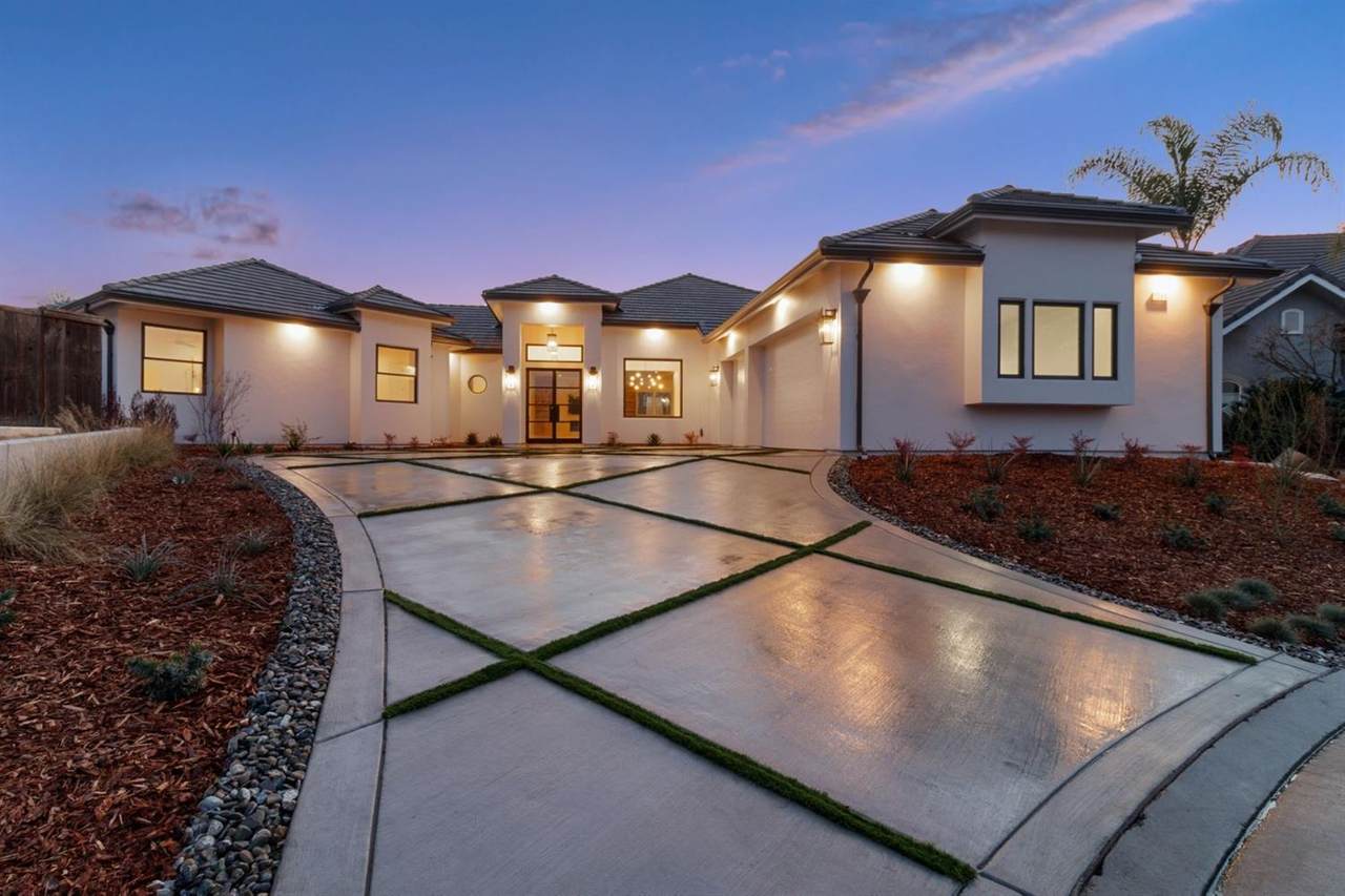 544 Rio View Circle - Photo 1
