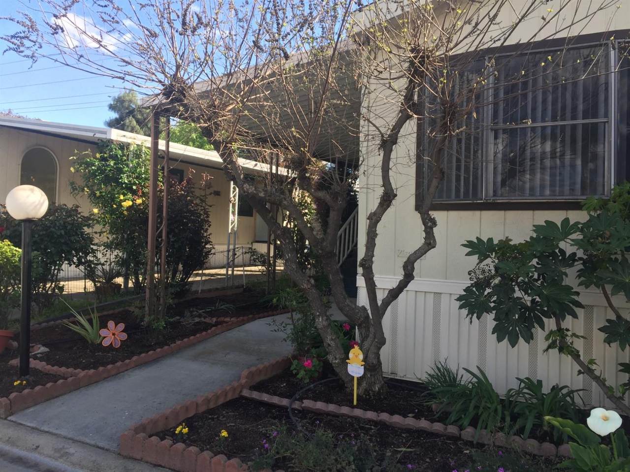 2575 Willow Avenue - Photo 1