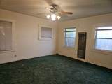 7013 Maroa Avenue - Photo 7