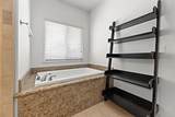 873 Oxford Street - Photo 29