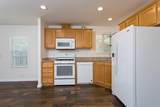 9360 Blackstone Avenue - Photo 17