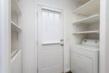 9360 Blackstone Avenue - Photo 20