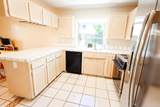 1866 Goshen Avenue - Photo 4