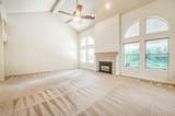 9161 Woodlawn Drive - Photo 9
