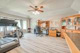 6435 Gentry Avenue - Photo 10