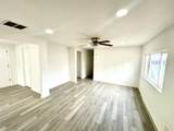 9360 Blackstone Avenue - Photo 14
