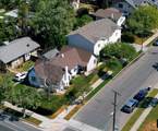 1008 Broadway Street - Photo 3