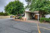 9360 Blackstone Avenue - Photo 5