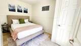 55062 Oak Crest Court - Photo 12