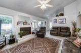 6338 Maroa Avenue - Photo 8