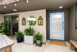 5031 Van Ness Boulevard - Photo 3