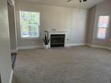 8147 N Cedar Ave - Photo 9