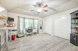 6435 Gentry Avenue - Photo 36
