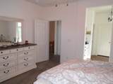 6908 Castle Avenue - Photo 14