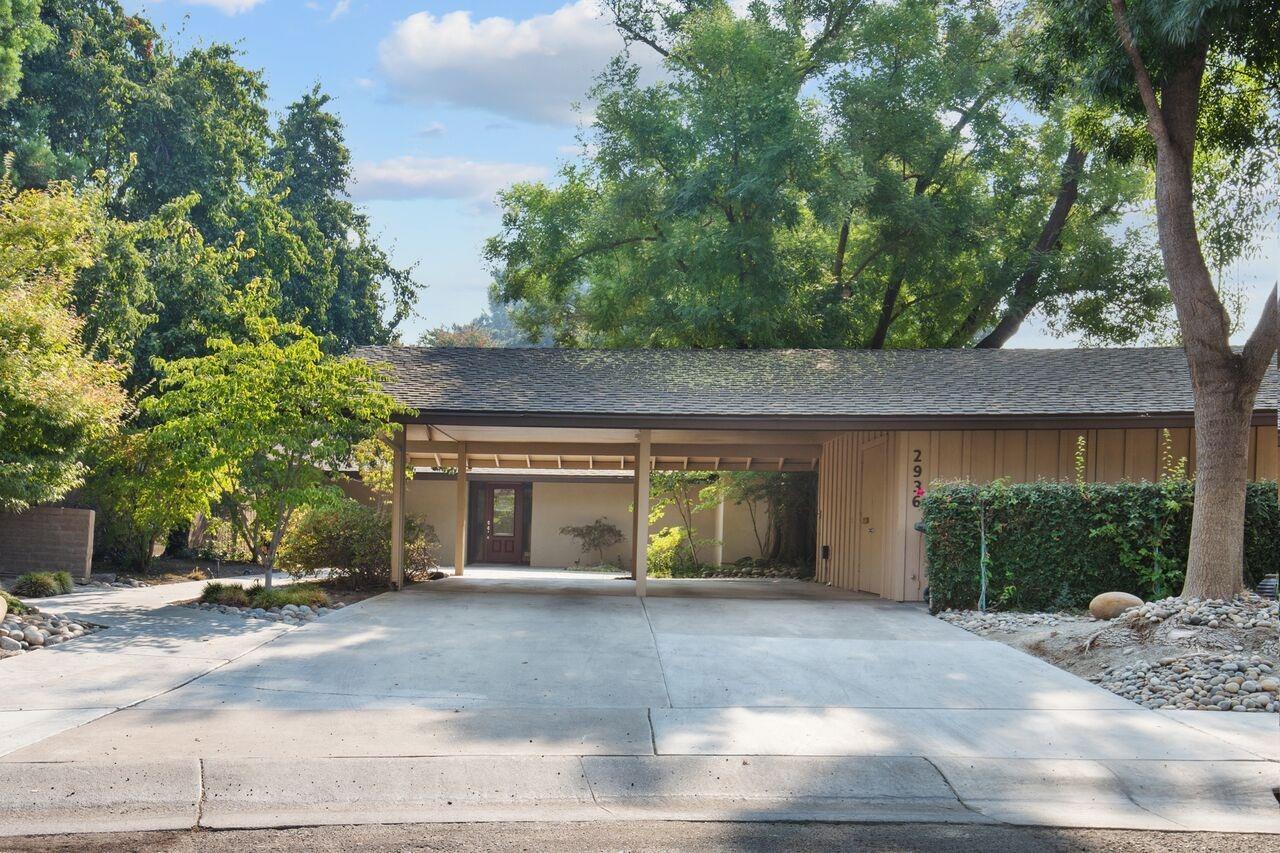 2936 Border Links Drive - Photo 1