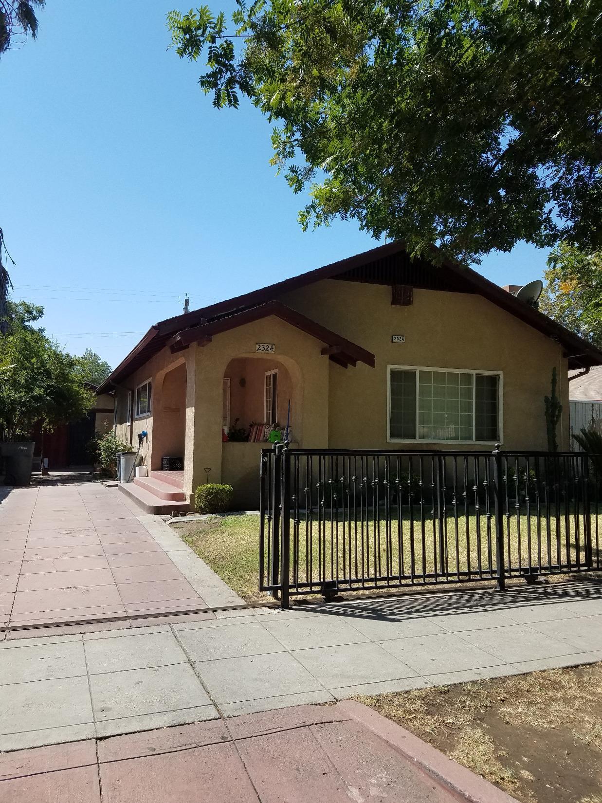 2324 Lewis Avenue - Photo 1