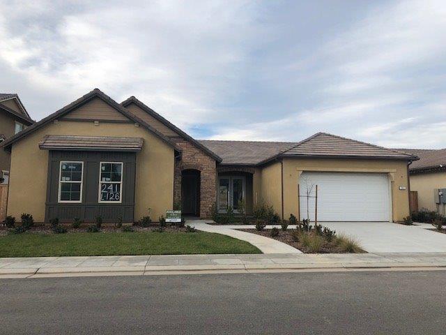241 Pinnacle - Photo 1