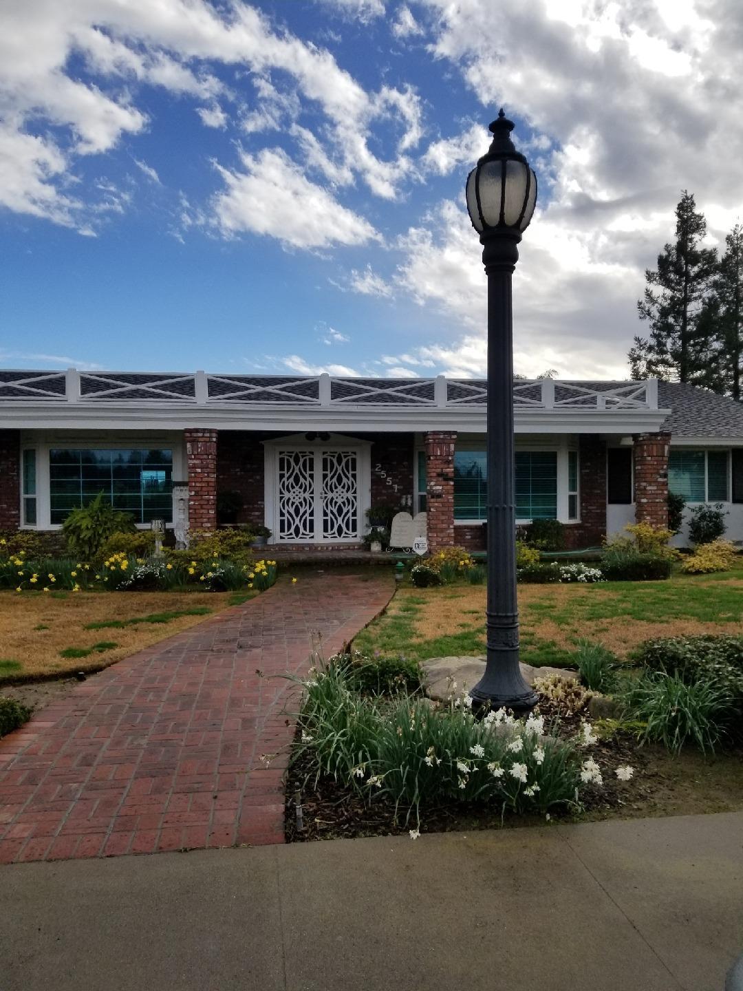 2557 Almond Avenue - Photo 1