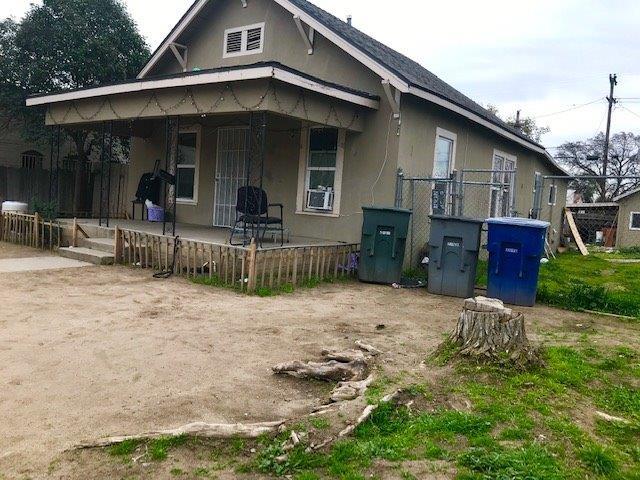 2060 Clay Avenue - Photo 1