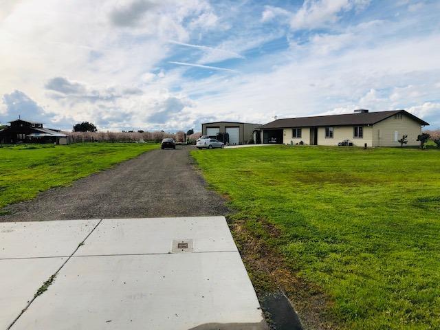 13142 Robbins Lane - Photo 1