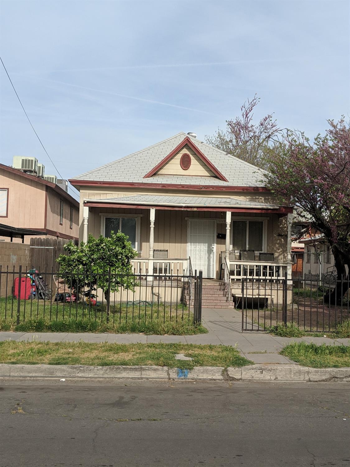 446 Glenn Avenue - Photo 1
